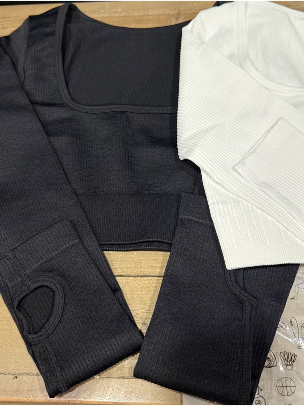 OQQ Ribbed Long Sleeve Crop Top Duo in Black & White SET - Picture 4 of 4